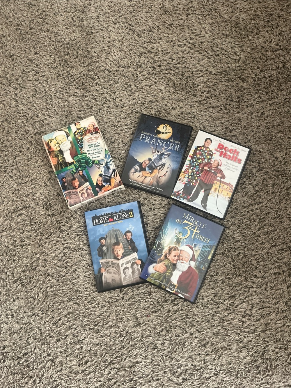 Christmas Favorites Collection 4 DVD Set Family Kids Holiday Movies